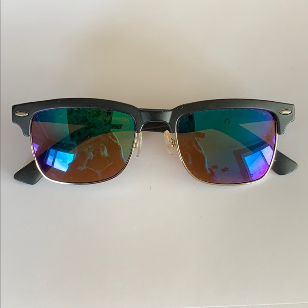 Black & gold Sunglasses
